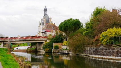 Mairie du village de Long en Picardie dans le département de la Somme en France Europe