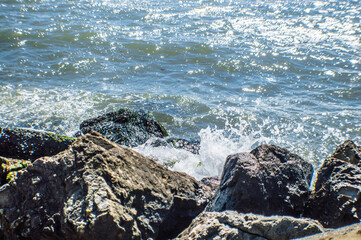 Ocean waves and rock 