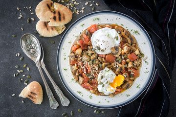 Mushroom Hash With Poached Eggs 