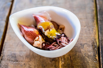 ボイルホタルイカの酢味噌がけ