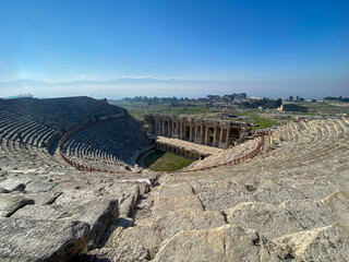 Sito archeologico dell'antica città di Hierapolis in Turchia - dettaglio dell'anfiteatro 