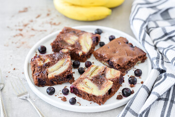 Chocolate and banana cake 