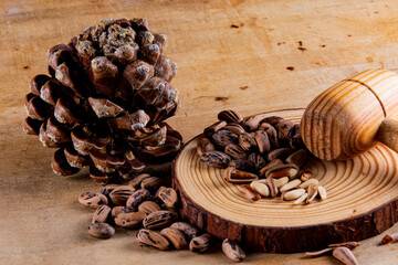 Pine nuts_08