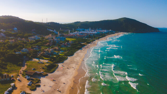 Praia Ilha Pen&iacute;nsula Pontal Daniela Florian&oacute;polis Floripa Natureza Paisagem Natural Manguezal Mar Oceano Atl&acirc;ntico Mata Atl&acirc;ntica Viagem Ver&atilde;o Viajar F&eacute;rias Ba&iacute;a Norte C&eacute;u Santa Catarina Brasil Drone