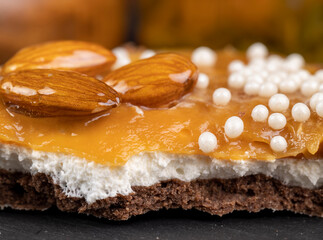 Crispy cake with salted caramel and nuts