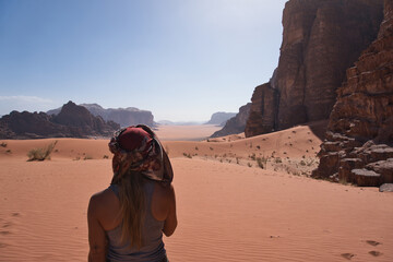 Abenteuer in der Wadi Rum Wüste in Jordanien