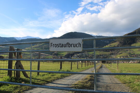 Froataufbruch Traktorweg 2