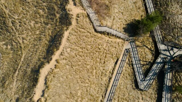 Old school boardwalk over the dunes at Kruse Park