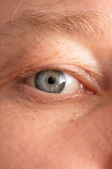 Obraz premium Close-up of a man's eye. Macro.