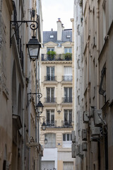 Fototapeta na wymiar Paris Porte Saint-Denis