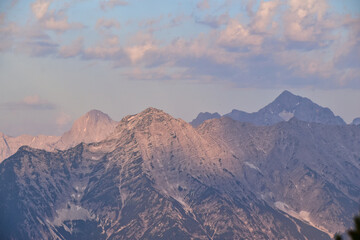 Fototapeta na wymiar Blick vom Sengsengebirge auf Totes Gebirge mit Kleinen und Großen Priel, Oberösterreich