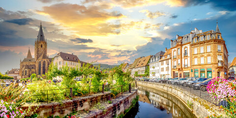 Fototapeta na wymiar Altstadt, Wissembourg, Frankreich 