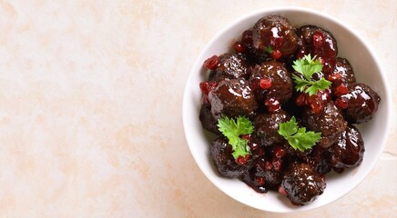 Meatballs with cranberry sauce