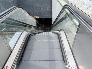 Descent into the subway station.