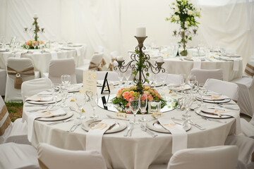 Beautiful Wedding Decor and Flowers from real weddings.