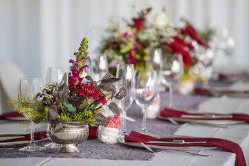 Beautiful Wedding Decor and Flowers from real weddings.