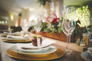 Beautiful Wedding Decor and Flowers from real weddings.