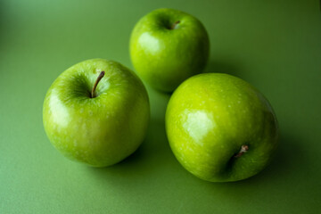 Green Granny Smith Apples