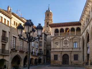 Fototapeta na wymiar Walking through the streets of Alcañiz (Teruel-Spain)