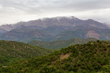 Fototapeta na wymiar Zardkuh Range in Bazoft, Chaharmahal and Bakhtiari, Iran