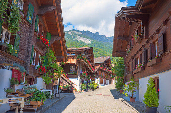 historic alley Brunngasse, tourist resort Brienz, bernese Oberland switzerland
