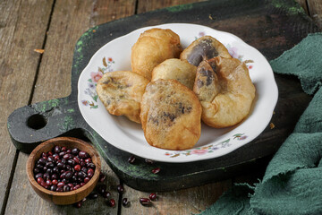 Cantonese fried red bean doughnut bun