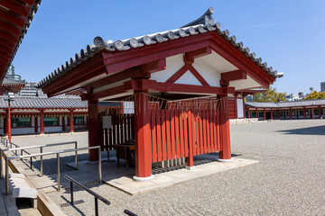 大阪・四天王寺 『中心伽藍にある龍の井戸』（2023年4月1日撮影）