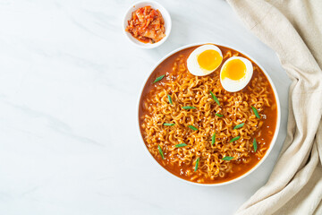 Korean instant noodles with egg
