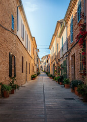 Fototapeta na wymiar narrow street in Spain