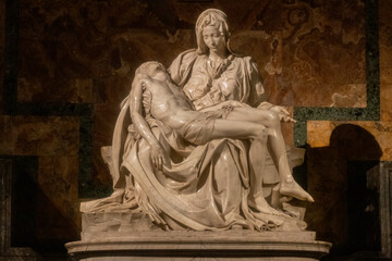 Horizontal shot of The Pietà at St. Peter's Basilica - obrazy, fototapety, plakaty