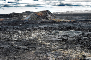 wulkan lawa zastygła księżycowa cudowna Islandia