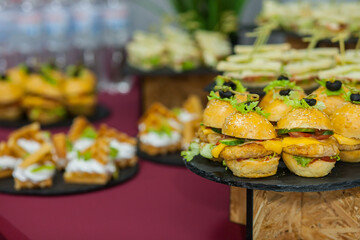 catering for the conference, buffet with delivery, burgers, sandwiches