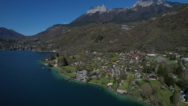 Lac d'Annecy vers Talloires et Angon