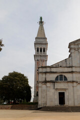 Obraz premium Tower of St. Euphemia Church in Rovinj above the streets of the Old Town