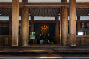 Fototapeta na wymiar 滋賀 三井寺 釈迦堂