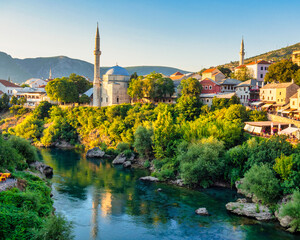 Fototapeta na wymiar Koski Mehmed Pascha Moschee in Mostar Bosnien Herzegowina
