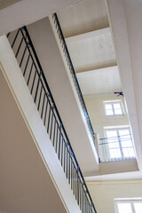 Fototapeta premium Allée d'immeuble art déco à Valence