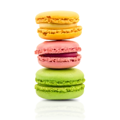 Foto op Plexiglas Colorful macaroons isolated on a transparent background © E_Katsiaryna