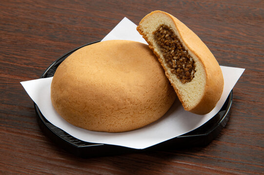 沖縄の和菓子、くんぺん