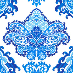 Vintage flowers in blossom, swirls and stems print
