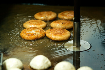 한국 포장마차에서 파는 호떡