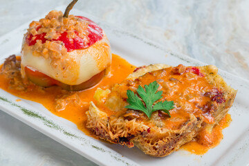 Rocoto Relleno con Pastel de papas