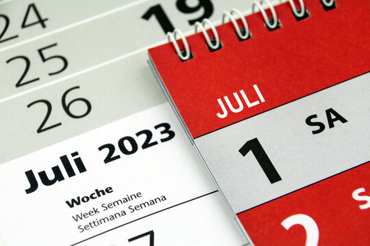 Deutscher roter Kalender 1. Juli 2023 Samstag Nahaufnahme