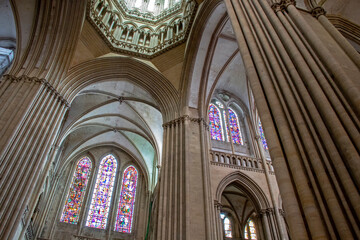 Coutances. Chœur et vitraux de la l'église Saint-Pierre. Manche. Normandie	