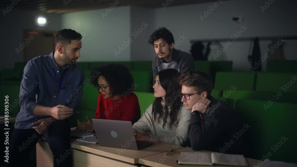 Aufkleber Group of Multiethnic Enthusiastic Students Comparing Research Findings in University Study Room. Young Doctorate Researcher Joining the Conversation with Colleagues