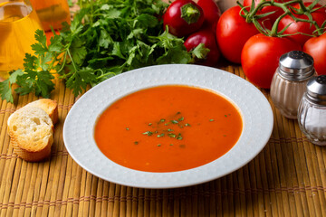 Delicious looking tomato soup. Turkish name; Domates corbasi