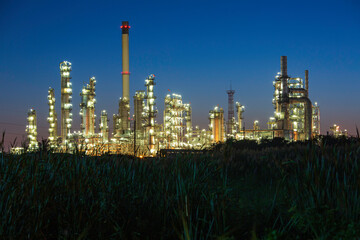 Fototapeta premium Oil​ refinery​ and​ plant and tower column of Petrochemistry industry in oil​ and​ gas​ ​industrial