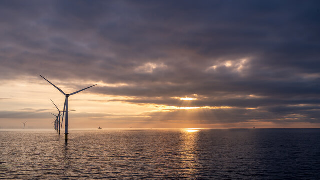 Nice Evening Sky and Sea Colors