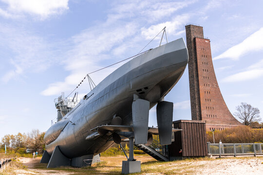U-995 Immagini - Sfoglia 31 foto, vettoriali e video Stock | Adobe Stock