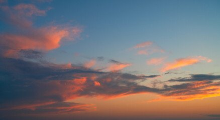 Fototapeta premium Real amazing sunset sky with gentle colorful clouds